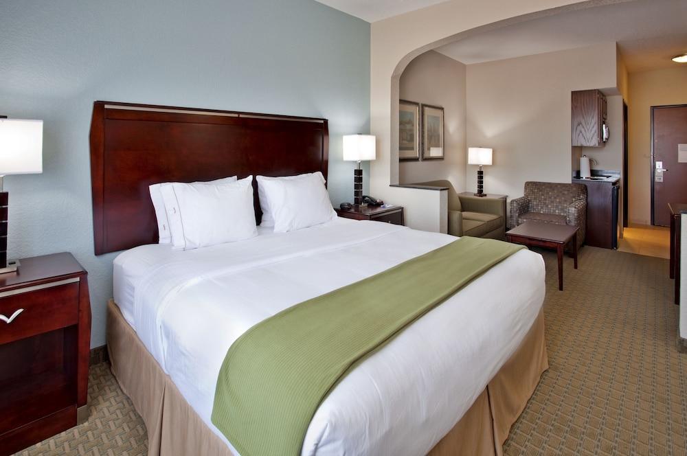 Holiday Inn Express & Suites Pittsburg By Ihg Экстерьер фото