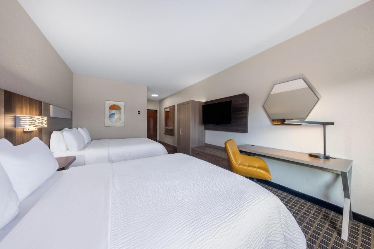 Holiday Inn Express & Suites Pittsburg By Ihg Экстерьер фото