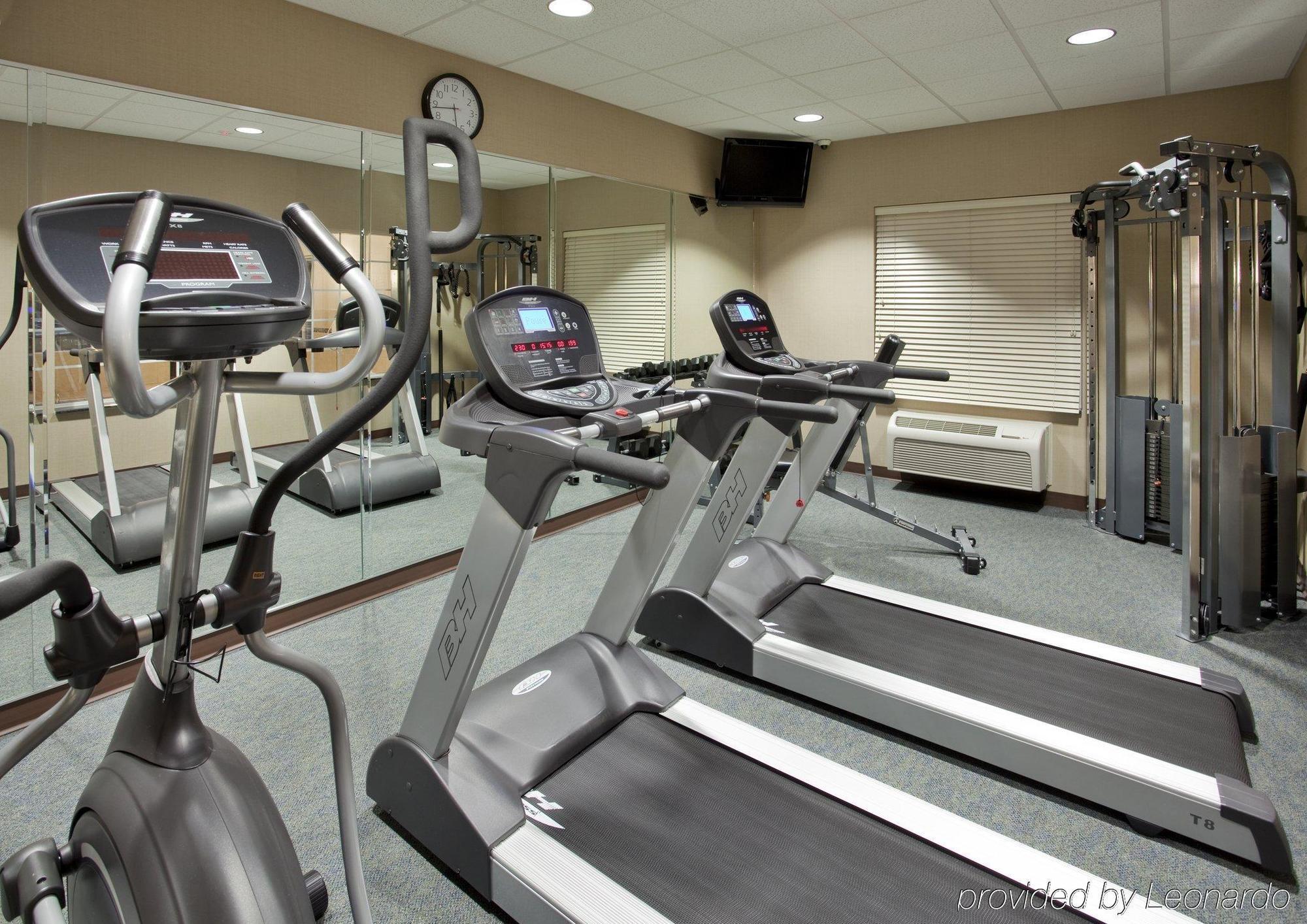 Holiday Inn Express & Suites Pittsburg By Ihg Удобства фото