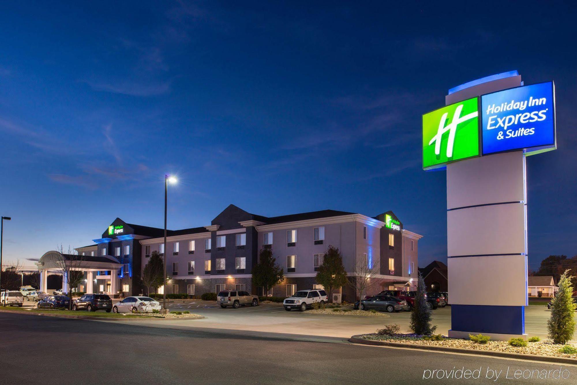 Holiday Inn Express & Suites Pittsburg By Ihg Экстерьер фото